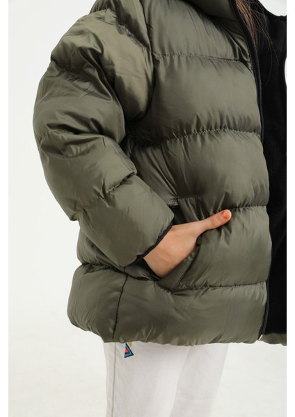 Kız Çocuk Polarlı Kapüşonlu Su Geçirmez Rüzgara Dayanıklı Cepli Şişme Kışlık Mont modelleri