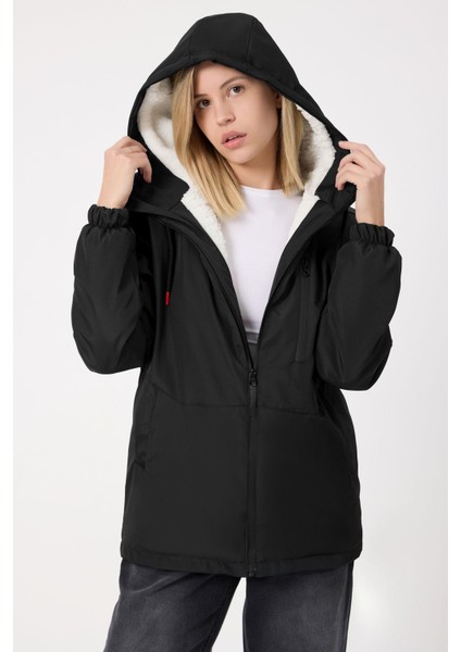 Spor Kadın Kürklü Su ve Rüzgar Geçirmez Kapüşonlu Mont Parka modelleri