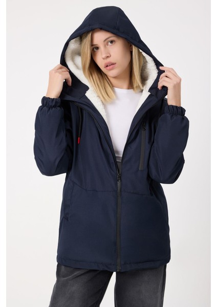 Spor Kadın Kürklü Su ve Rüzgar Geçirmez Kapüşonlu Mont Parka modelleri