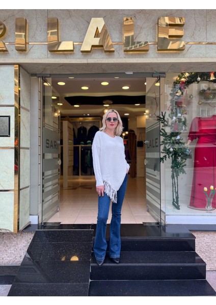 Etek Ucu Püskül Detaylı Triko fırsatları