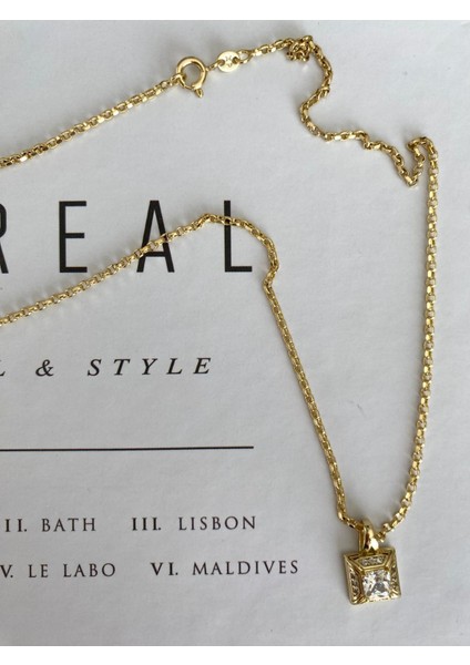 Xuping Minimal Kare Taş Detaylı Baget Gold Kolye