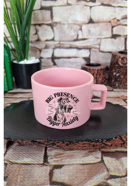Big Presence Baskılı Komik Etkileyici Köpek Varlığı Kare Kulplu Fincan Pembe Kupa Bardak