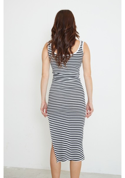 Kadın Yırtmaç Detaylı Esnek Pamuklu Kumaş U Yaka Kalın Askılı Çizgili Desen Midi Basic Elbise Siyah fırsatları