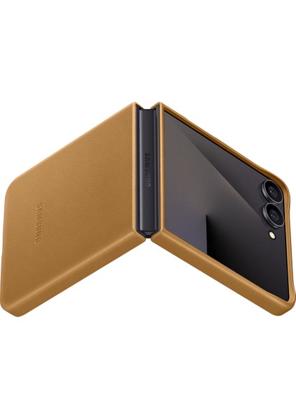 Galaxy Z Flip 7 Deri Kılıf - Camel