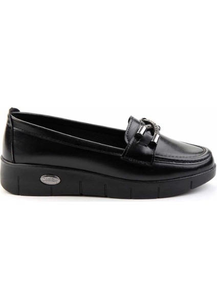Siyah Kadın Loafer Ayakkabı K01621056009