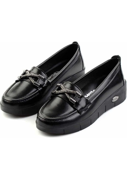 Siyah Kadın Loafer Ayakkabı K01621056009