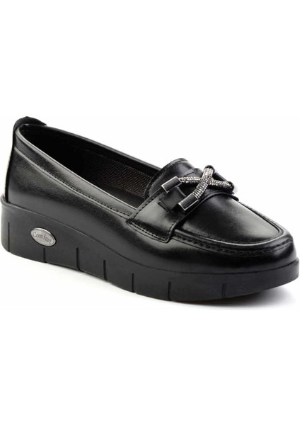 Siyah Kadın Loafer Ayakkabı K01621056009