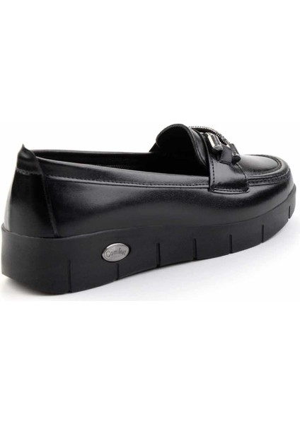 Siyah Kadın Loafer Ayakkabı K01621056009
