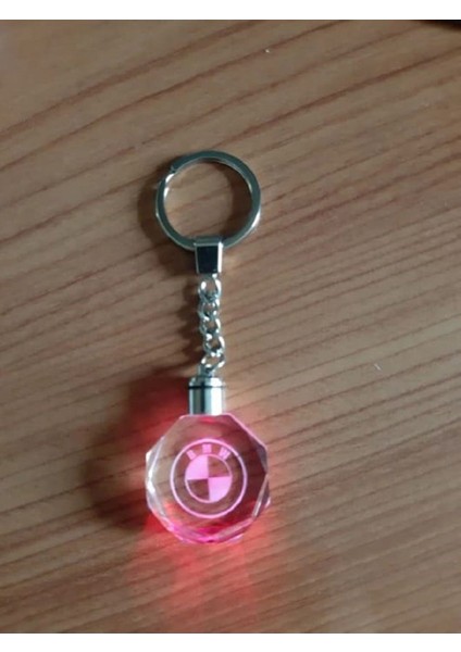 7 Renkli LED Işıklı Araba Anahtarlığı, Şık ve Kaliteli Tasarım fiyatları