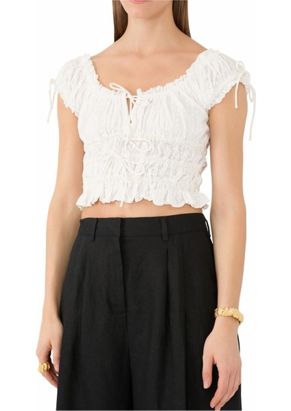 Ella Shirred Crop Top Şık ve Sürdürülebilir Yaz Stili fiyatları