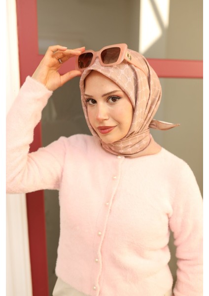 Monogram Desen Olinda Eşarp fiyatları