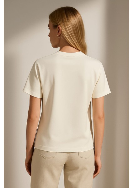 Kadın Oversize Basic Kısa Kollu Bisiklet Yaka Krem Tshirt