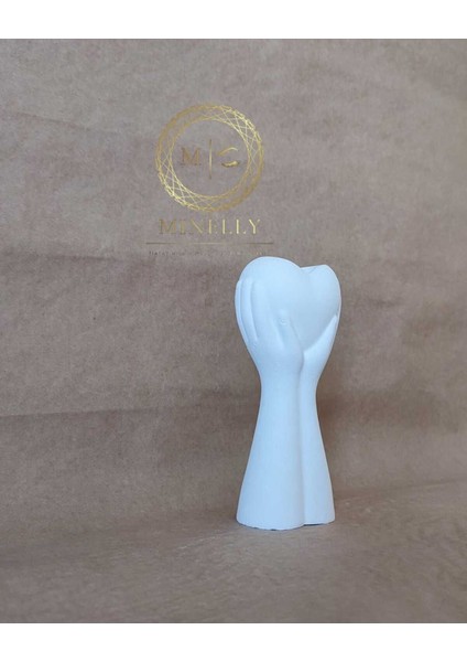 Sevgiye Tutunan Eller