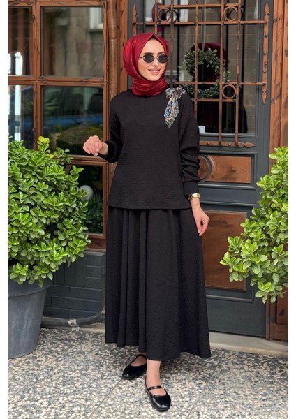 Nurcan Çetin Etekli Takım 25443 Siyah
