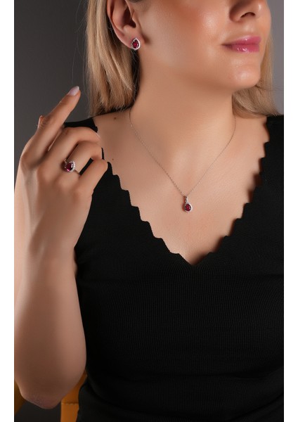 925 Ayar Gümüş , Yakut Taşlı Damla Tasarımlı Kolye, Küpe ve Yüzük Seti