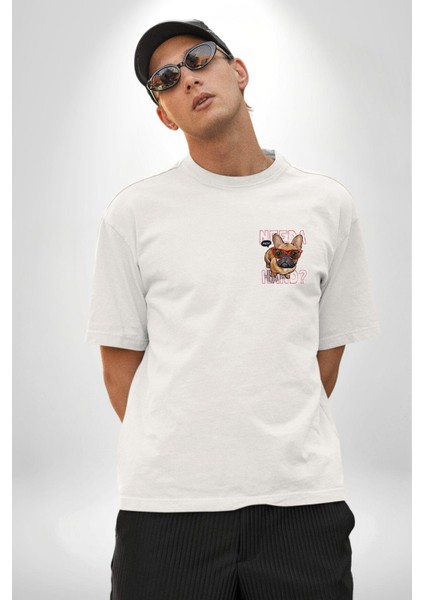 Need A Hand Baskılı Komik ve Şirin Tasarım Beyaz Oversize Kadın Erkek Ön Minimal Baskılı Tişört