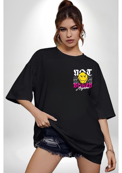 Artık Sıkılmıyorum Siyah Oversize Kadın Erkek Ön Minimal Baskılı Tişört
