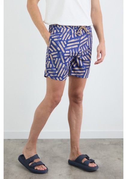 Çizgi Baskılı Cepli Deniz Şortu