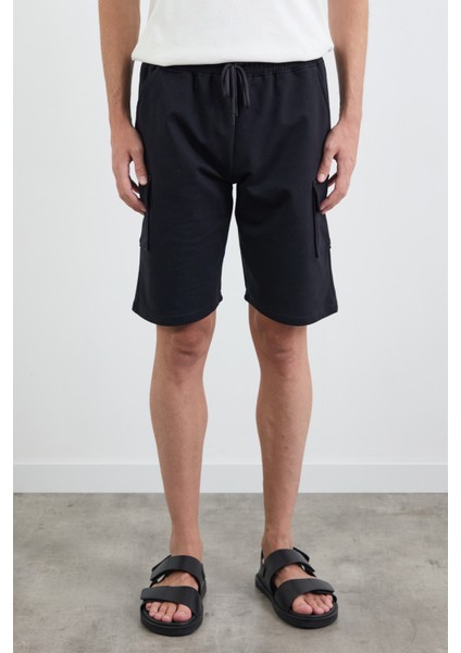 Beli Bağlamalı Kargo Cepli Şort