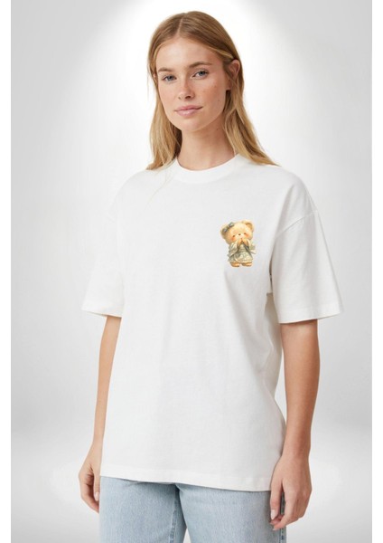 Mavi Çiçekli Kimono Elbiseli Ayıcık Teddy Beyaz Oversize Kadın Erkek Ön Minimal Baskılı Tişört fırsatları