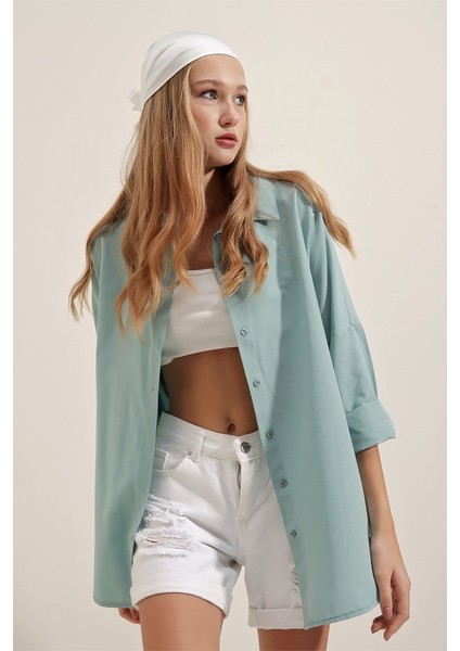 3900 Oversize Uzun Basic Gömlek - Su Yeşili fırsatları