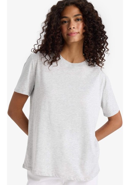 Regular Fit Bisiklet Yaka Basic Düz Penye Kısa Kollu Tişört W9584AZ25AU