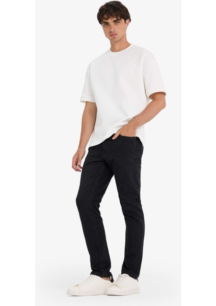 Pedro Slim Fit Dar Kalıp Normal Bel Dar Paça Jean Pantolon R8788AZ25AU fiyatları