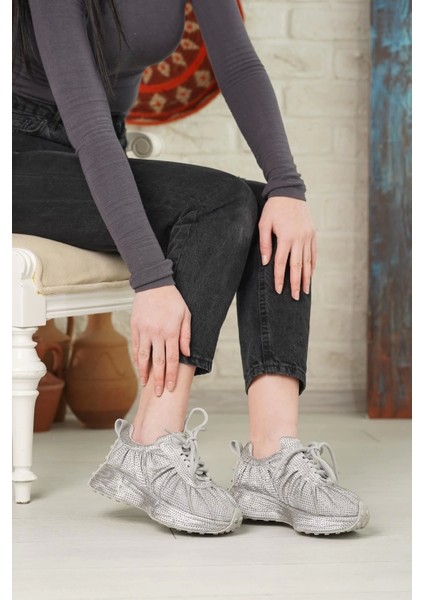 25Y493 Kadın Günlük Taşlı Spor Ayakkabı Gümüş