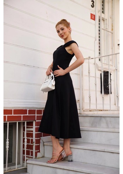 U Yaka Prenses Elbise Siyah S255101 fırsatları