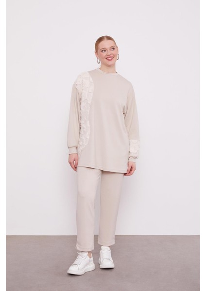 100649 Önü Dantel ve Inci Boncuk Detaylı Pantolonu Beli Lastikli Ikili Takım