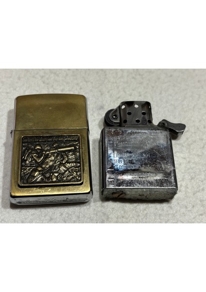 2008 Ağustos Dış Kasalı Pirinç Kasa Benzinli Zippo Çakmak