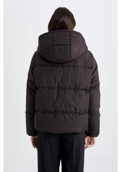 Su İtici Puffer Şişme Mont Oversize Geniş Kalıp Kapüşonlu Isı Yalıtımlı Rüzgar Geçirmez A0757AX23WN