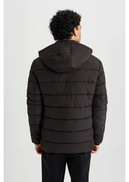 Rüzgar Geçirmez Şişme Mont Slim Fit Dar Kesim Kapüşonlu Suni Kürk Astarlı Fermuarlı R0216AZ23AU
