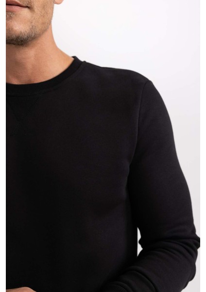 Regular Fit Bisiklet Yaka Kalın Basic Düz Sweatshirt T3777AZ23AU