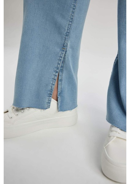 Mia Flare Fit Yüksek Bel Yırtmaçlı İspanyol Paça Uzun Jean Pantolon A5153AX23HS