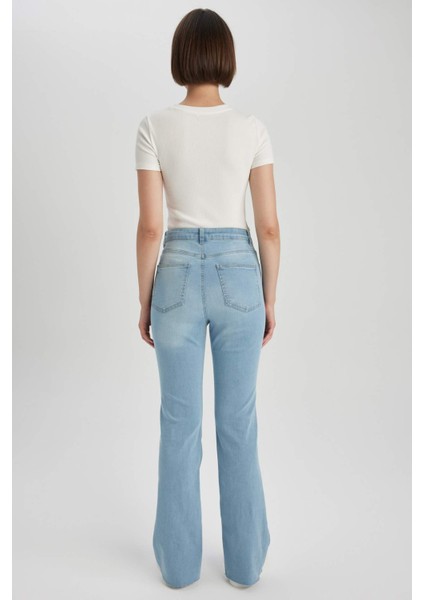 Mia Flare Fit Yüksek Bel Yırtmaçlı İspanyol Paça Uzun Jean Pantolon A5153AX23HS