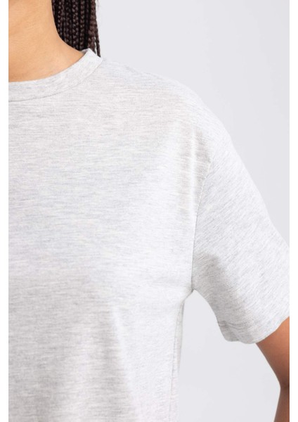 Kadın Gri Regular Fit Düz Kesim Bisiklet Yaka Düz Basic %100 Pamuk Kısa Kollu Tişört B0642AXNS