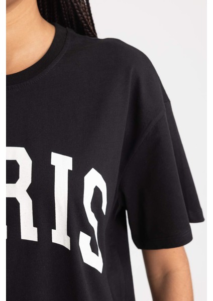 Oversize Fit Bisiklet Yaka Kısa Kollu Pamuk TIŞÖRT B0661AX23SM