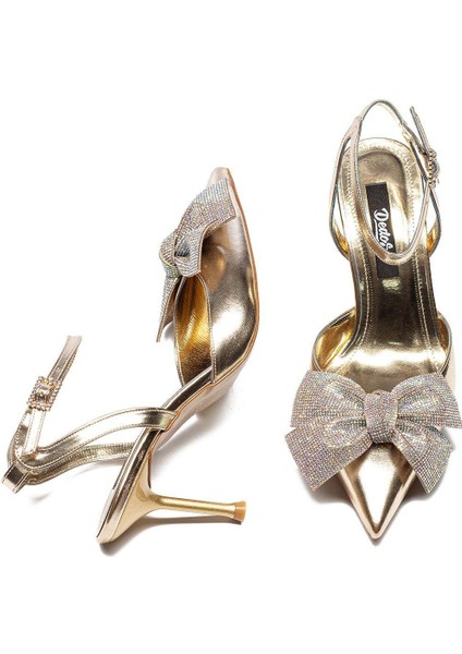 Kadın Sivri Burun Bilekten Bağlamalı Ince Topuklu Taşlı Fiyonklu Abiye Ayakkabı 4200 modelleri