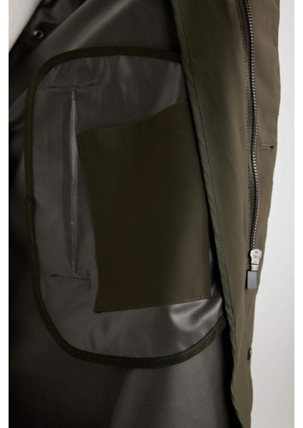 Su İtici Rüzgar Geçirmez Slim Fit Parka Mont Dar Kesim Polo Yaka Fermuarlı Cepli B6305AX24SP