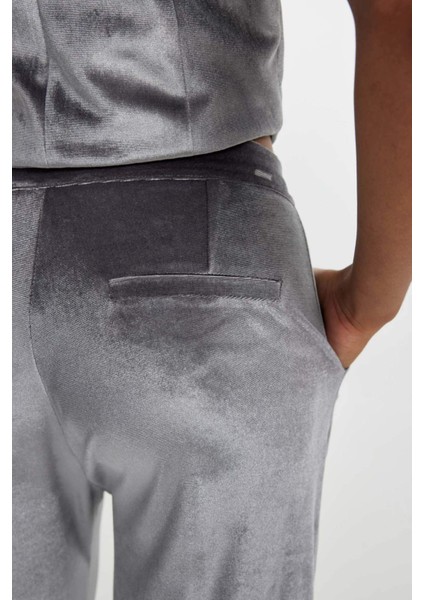 Klasik Kadife Pantolon Wide Leg Fit Geniş Bol Paça Yüksek Bel Pileli Çift Cepli B6216AX23WN