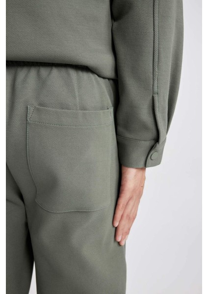Yazlık Jogger Pantolon Relax Fit Rahat Kesim Düz Paça Cepli Beli Bağcıklı B4521AX24SP