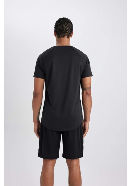 Fit Slim Fit Dar Kesim Bisiklet Yaka Baskılı Sporcu Kısa Kollu Tişört V2887AZ24SP