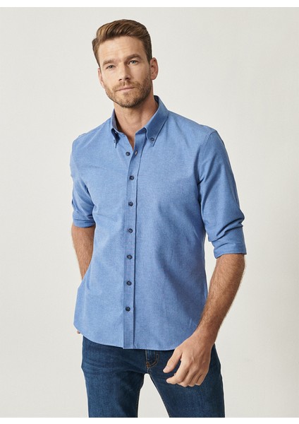 Erkek K.MAVI Düğmeli Yaka Tailored Slim Fit Oxford Gömlek