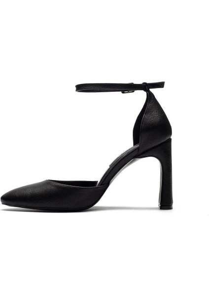 Yüksek Topuklu Tokalı Klasik Abiye Ayakkabı 4010 modelleri