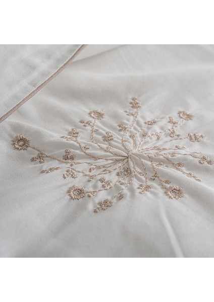 Elegant Burgu Çiçek Nakışlı Pamuk Saten Çift Kişilik 6 Parça Nevresim Takımı fiyatları