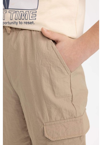 Erkek Çocuk Kargo Cepli Beli Bağcıklı Lastikli Paça Jogger Paraşüt Pantolon