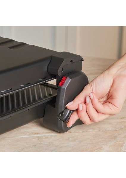 Future Essential Tost Makinesi Matte Black 1800 W 4 Dilim Kapasiteli
