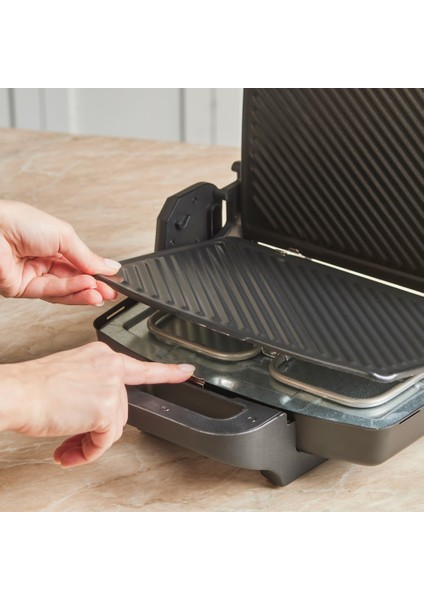 Future Essential Tost Makinesi Matte Black 1800 W 4 Dilim Kapasiteli