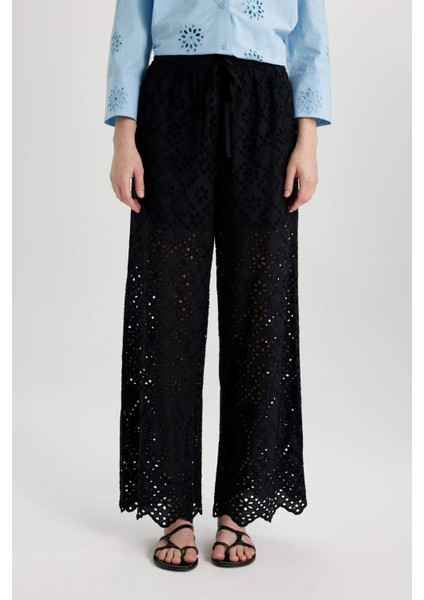 Wide Leg Kumaş Pantolon Geniş Bol Paça Cepli Yüksek Bel Brode Delikli Uzun Boy C0320AX24SM